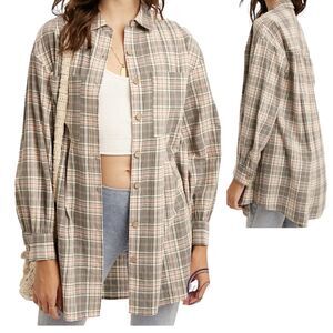 LISTICLE Gray Plaid Oversized Flannel Shirt Button Up Pleated Front Women’s L